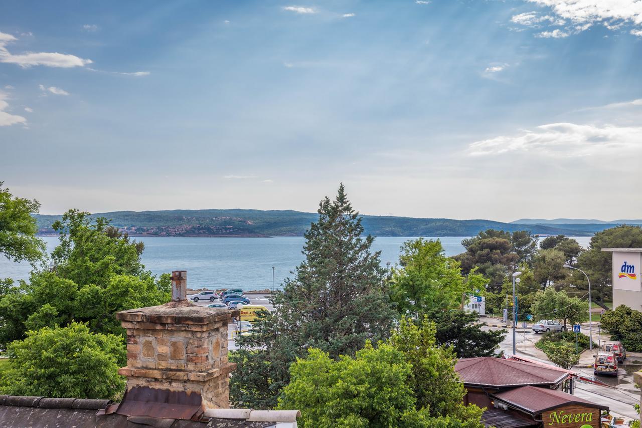 Car Apartments Crikvenica Exterior photo
