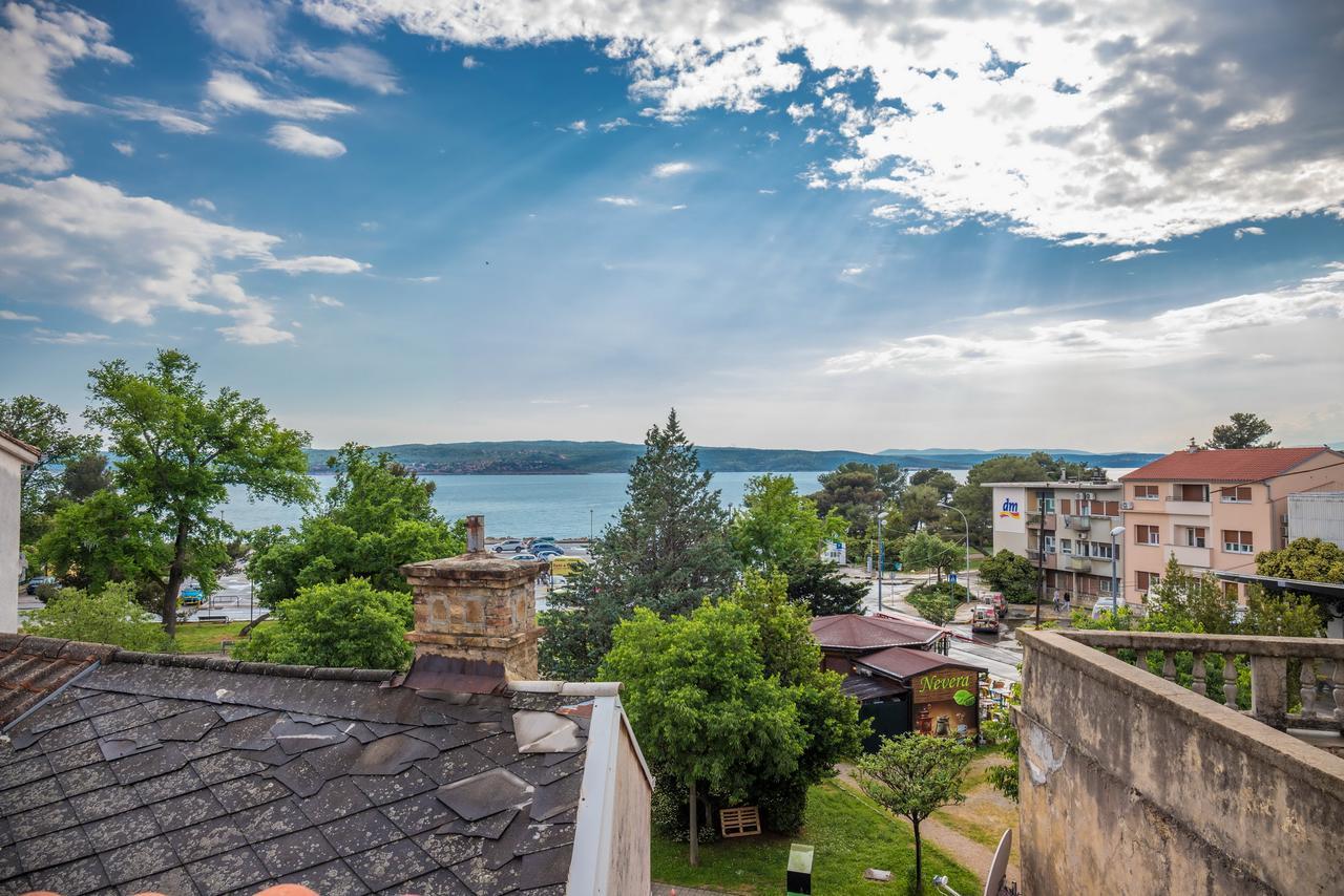 Car Apartments Crikvenica Exterior photo